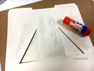 DIY Folder Background for Small Still Life Drawings