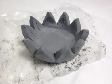 lilypad & flower slab and pinch pot clay art lesson lilypad & flower slab and pinch pot clay art lesson