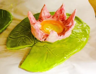 lilypad & flower slab and pinch pot clay art lesson lilypad & flower slab and pinch pot clay art lesson