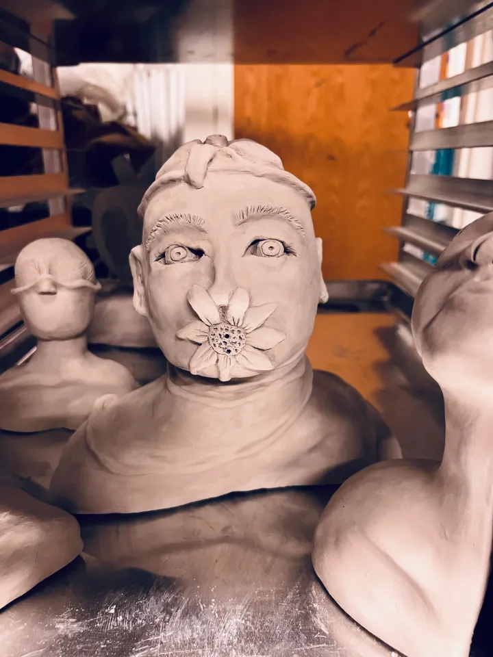 clay bust art lesson