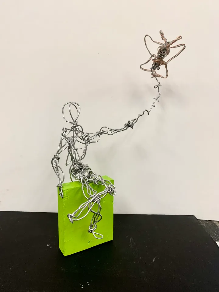 wire figure sculpture