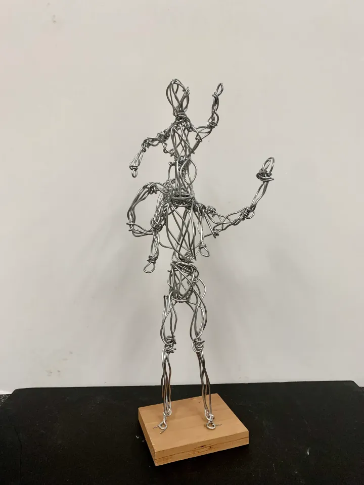wire figure sculpture