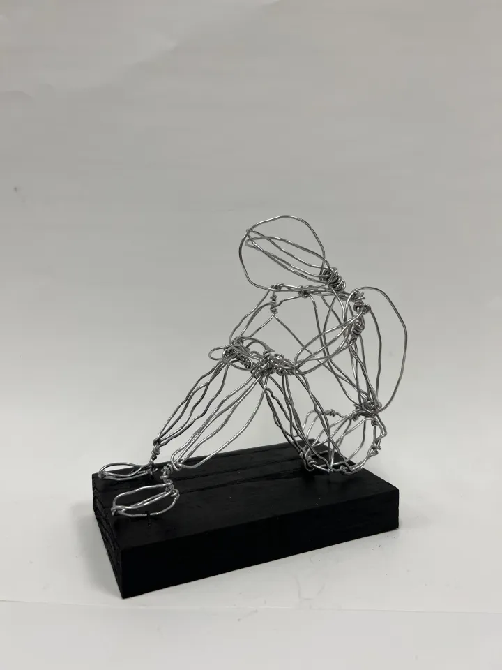 wire figure sculpture