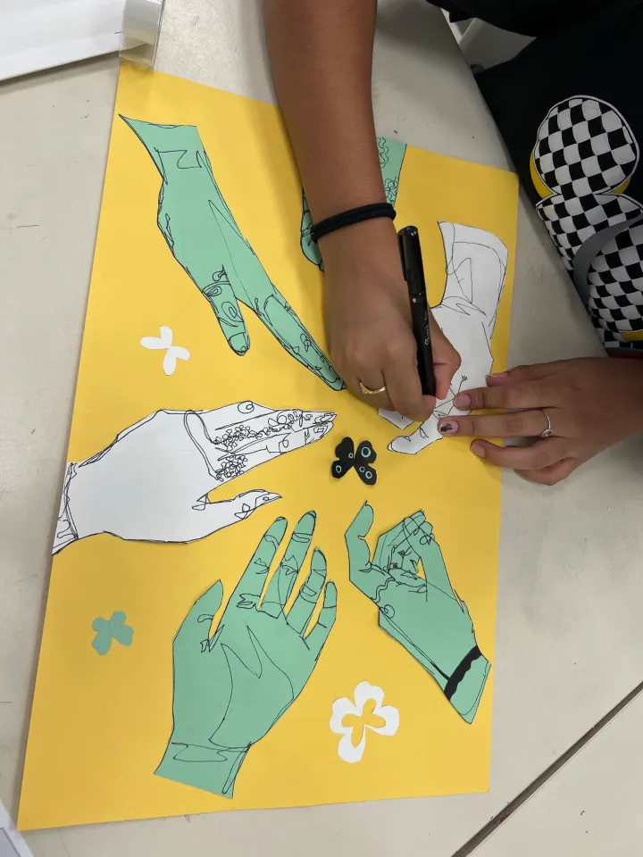 hand contour drawing artwork